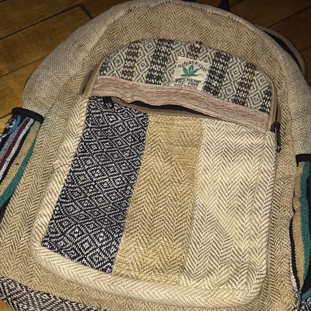 Eco-Friendly Beige and Black Backpack‎